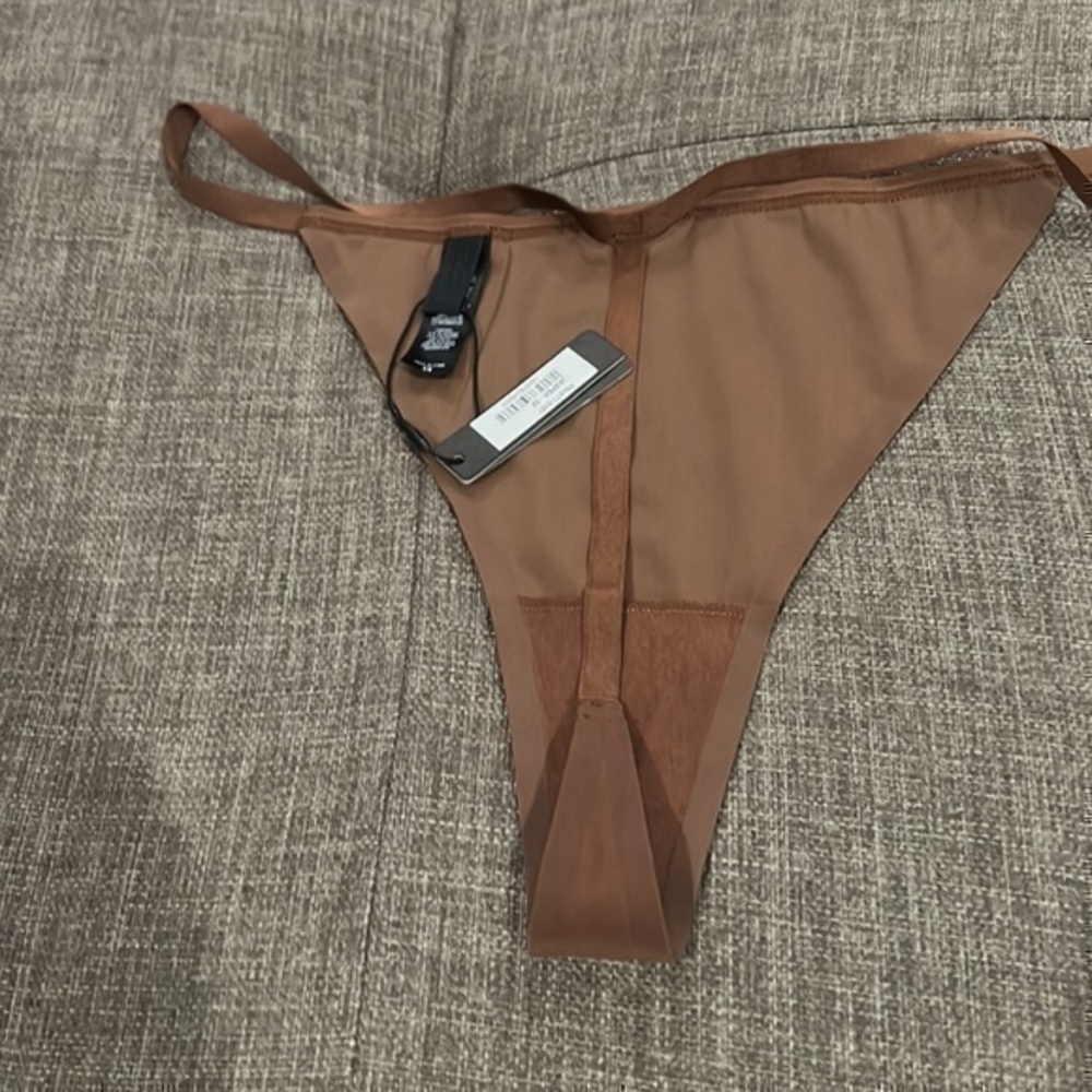 Skims Sheer&Jelly Sheer set 3/$45 - Picture 3 of 7